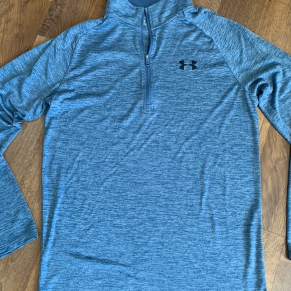 UA Tech ½ Zip Long Sleeve - Picture 2 of 10